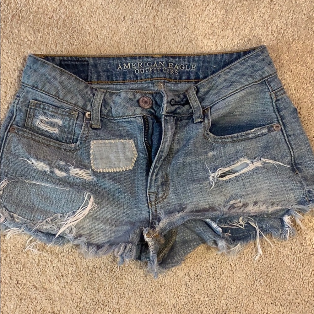American Eagle High Rise Festival Shorts